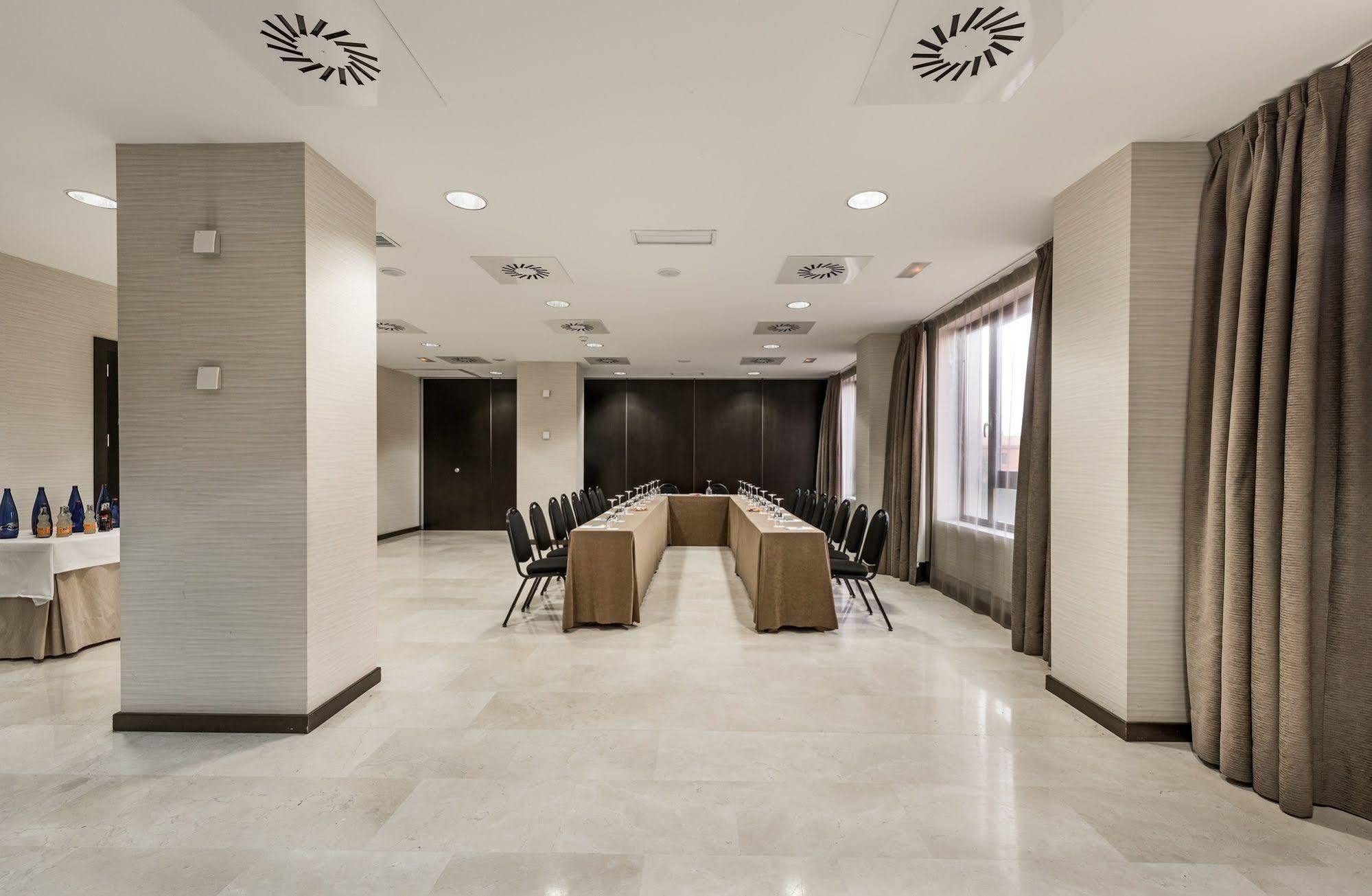Nh Valladolid Balago Exteriér fotografie