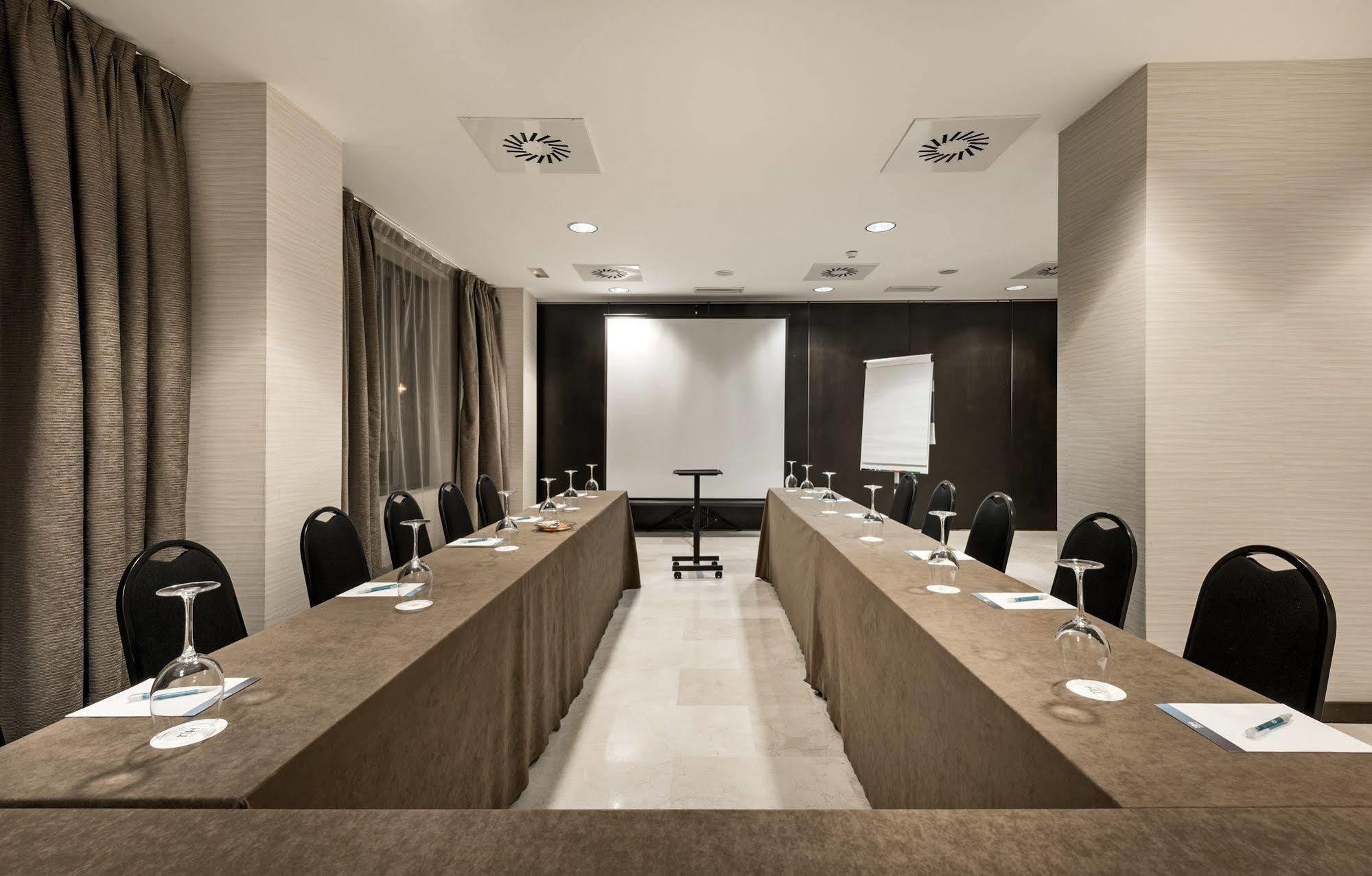 Nh Valladolid Balago Exteriér fotografie